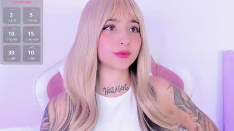 Snapshot of venusvan chatting on October 11, 2025, 2:26 pm Shelly online show from October 11, 2025, 2:26 pm