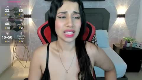 Snapshot of venuz_lee chatting on December 4, 2024, 1:09 pm Nice to greet you my name is Vanessa online show from December 4, 2024, 1:09 pm