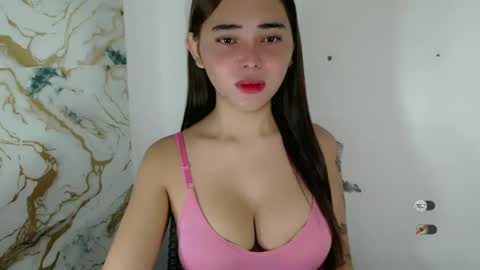 veola_sexy online show from July 9, 2026, 9:19 pm