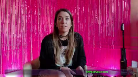 Snapshot of veravictors chatting on January 9, 2026, 8:43 pm Vera Victors online show from January 9, 2026, 8:43 pm