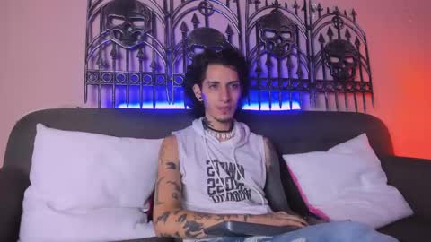 vergil_noir online show from May 27, 2026, 5:15 am
