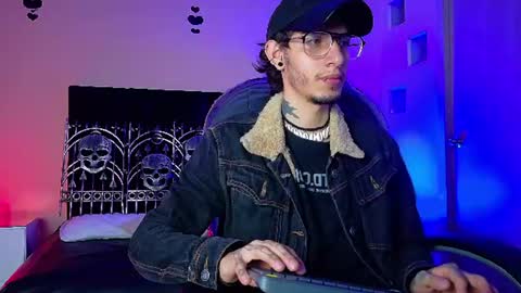 Snapshot of vergil_noir chatting on June 21, 2026, 3:53 am vergil_noir online show from June 21, 2026, 3:53 am