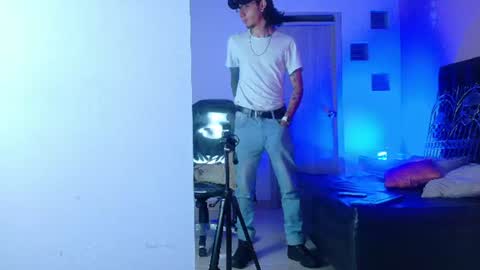 Snapshot of vergil_noir chatting on July 9, 2026, 4:16 am vergil_noir online show from July 9, 2026, 4:16 am