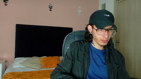 Snapshot of vergil_noir chatting on July 12, 2026, 4:25 am vergil_noir online show from July 12, 2026, 4:25 am