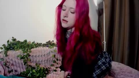 Snapshot of vergill_hella chatting on December 20, 2025, 4:30 am Sonya online show from December 20, 2025, 4:30 am