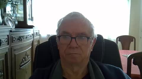 Snapshot of vergne50 chatting on April 18, 2026, 5:55 am vergne50 online show from April 18, 2026, 5:55 am