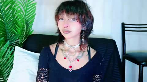 Snapshot of verhona_vlad chatting on January 22, 2025, 1:21 pm verhona_vlad online show from January 22, 2025, 1:21 pm