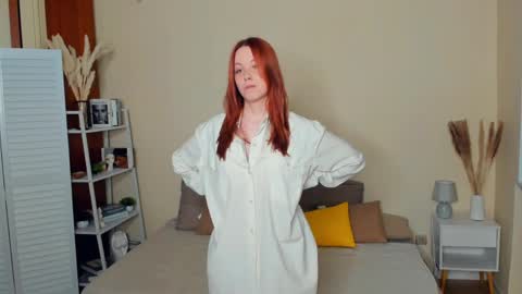 Snapshot of vernettastiner chatting on May 15, 2026, 7:43 pm Delora online show from May 15, 2026, 7:43 pm