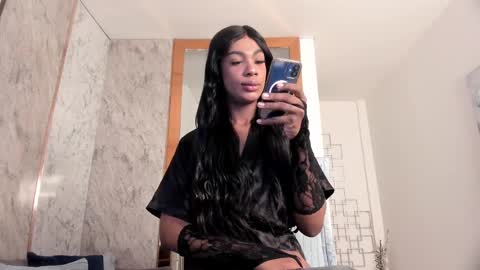 veronica online show from March 11, 2025, 12:39 pm