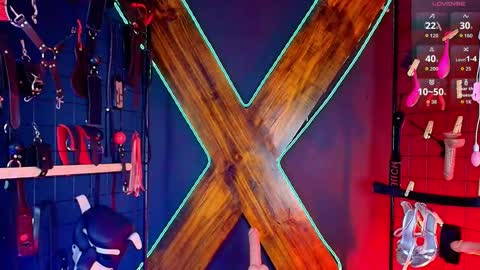 veronica_bdsm online show from February 24, 2026, 12:25 pm