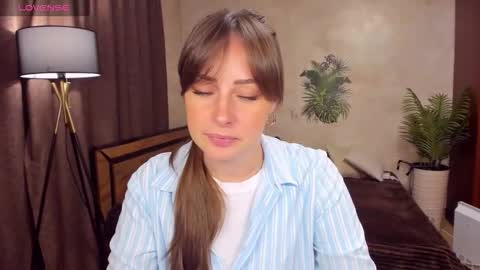 Snapshot of veronicafreman chatting on October 11, 2025, 9:30 am Veronica online show from October 11, 2025, 9:30 am