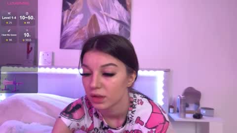 Snapshot of veronicaleal_ chatting on September 20, 2025, 9:32 am Vivi online show from September 20, 2025, 9:32 am