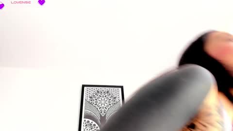 VeronicaTonu online show from September 29, 2025, 7:19 pm