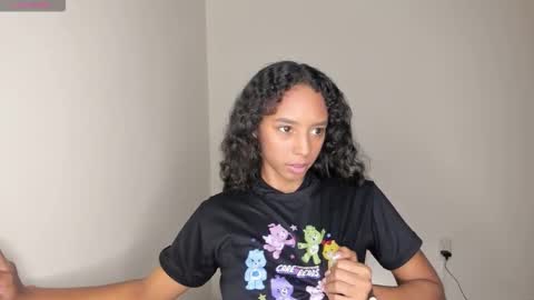 Veronica online show from December 4, 2025, 4:55 am