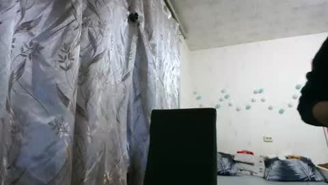 veronika_xi online show from November 28, 2025, 7:00 am