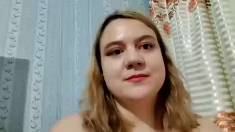 VeronikaNikaXloves online show from December 16, 2025, 9:31 pm