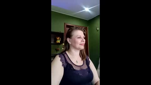 Snapshot of veronikawgold chatting on March 7, 2026, 4:59 pm VeronikawGold online show from March 7, 2026, 4:59 pm