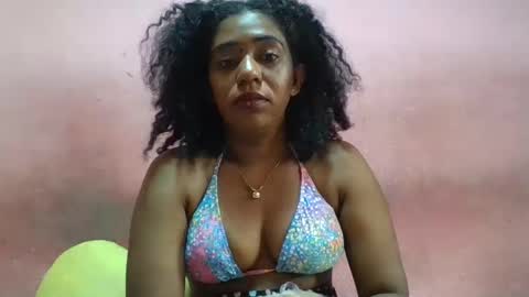 Snapshot of verronique1511 chatting on January 29, 2025, 5:51 am verronique1511 online show from January 29, 2025, 5:51 am