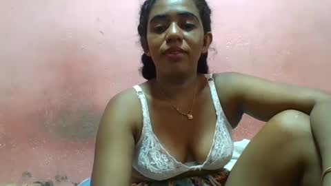 Snapshot of verronique1511 chatting on January 31, 2025, 9:37 am verronique1511 online show from January 31, 2025, 9:37 am