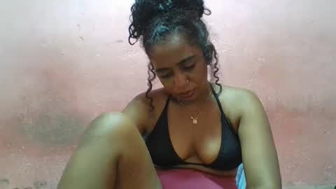 Snapshot of verronique1511 chatting on February 6, 2025, 8:34 pm verronique1511 online show from February 6, 2025, 8:34 pm