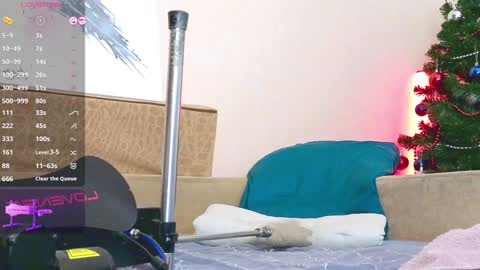 Ethan online show from December 28, 2024, 4:52 pm