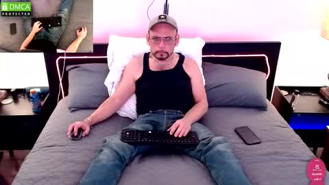 VersPig7 online show from March 4, 2025, 12:39 am