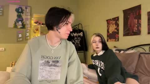 Snapshot of veryraretwins chatting on October 23, 2025, 10:08 pm veryraretwins online show from October 23, 2025, 10:08 pm