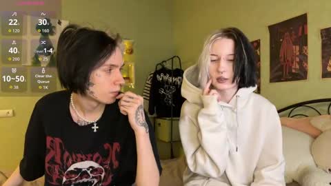 Snapshot of veryraretwins chatting on November 26, 2025, 2:12 am veryraretwins online show from November 26, 2025, 2:12 am