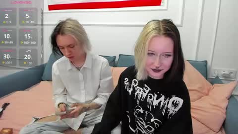 Snapshot of veryraretwins chatting on May 11, 2026, 7:33 pm veryraretwins online show from May 11, 2026, 7:33 pm