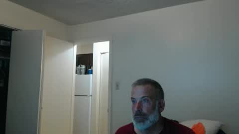 hairy man online show from February 2, 2026, 1:15 am