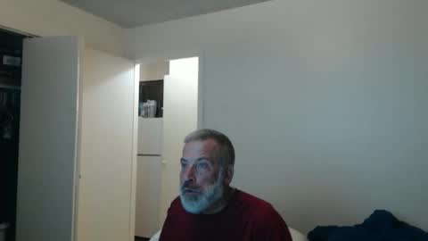 hairy man online show from February 4, 2026, 1:00 am