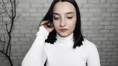 Snapshot of veryveryshygirl chatting on February 18, 2025, 11:55 am Ana online show from February 18, 2025, 11:55 am