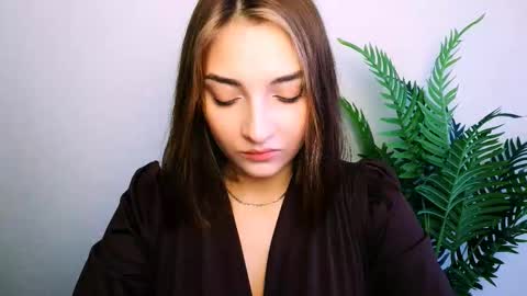 Ana online show from December 14, 2025, 11:15 am