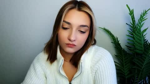 Snapshot of veryveryshygirl chatting on January 6, 2026, 9:35 am Ana online show from January 6, 2026, 9:35 am