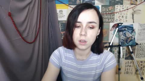 Snapshot of veryveryvery_shy chatting on January 4, 2025, 6:41 am veryveryvery_shy online show from January 4, 2025, 6:41 am