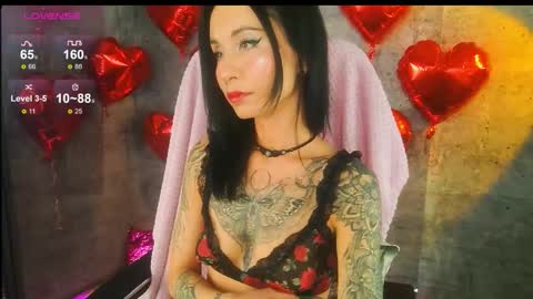 Snapshot of vespera_ chatting on February 15, 2026, 11:45 pm Lady or Goddess Vespera online show from February 15, 2026, 11:45 pm