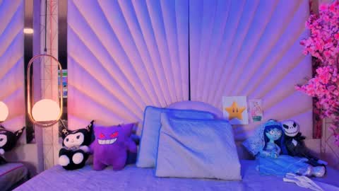 Vesper Velvet  online show from April 3, 2026, 5:27 am