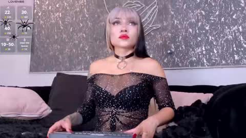 Snapshot of vex_manson chatting on May 20, 2026, 7:09 pm Vex online show from May 20, 2026, 7:09 pm