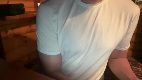 Snapshot of vexelgain chatting on October 23, 2025, 2:22 am HendasWerout online show from October 23, 2025, 2:22 am