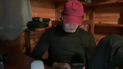 Snapshot of vexelgain chatting on December 16, 2025, 4:39 am HendasWerout online show from December 16, 2025, 4:39 am