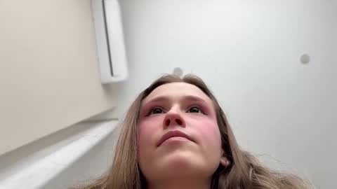 Snapshot of vi_world chatting on February 1, 2026, 7:07 am Vi online show from February 1, 2026, 7:07 am