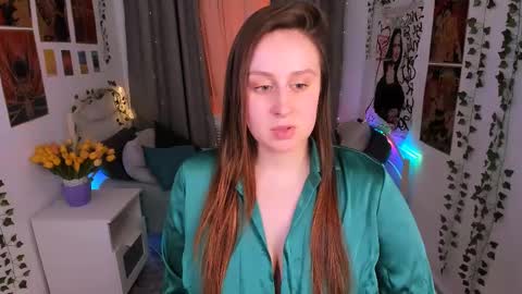 Camilla online show from March 8, 2025, 8:57 pm