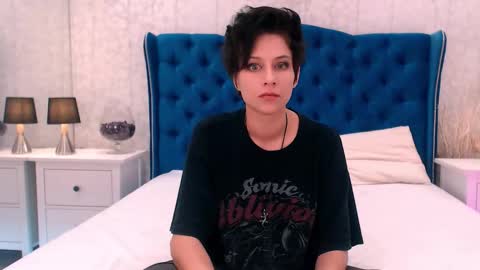 Via online show from September 18, 2025, 7:16 pm