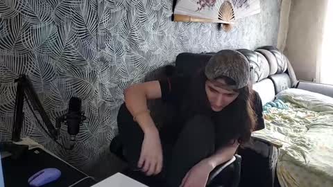 vialeras online show from December 31, 2024, 8:37 am