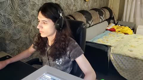 vialeras online show from January 5, 2025, 1:56 am