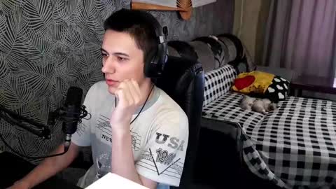 vialeras online show from February 13, 2025, 4:22 am