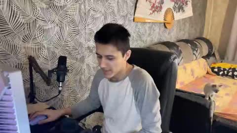 vialeras online show from February 27, 2025, 7:34 am