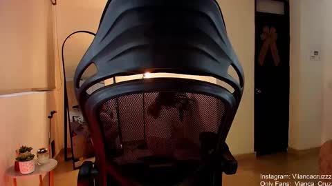 Snapshot of vianca_cruzz chatting on February 21, 2026, 9:16 pm Vianca Cruz online show from February 21, 2026, 9:16 pm