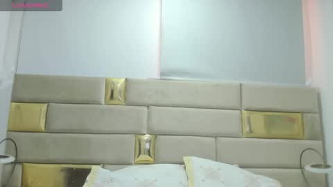 Vianca Vidal online show from April 15, 2026, 7:58 pm