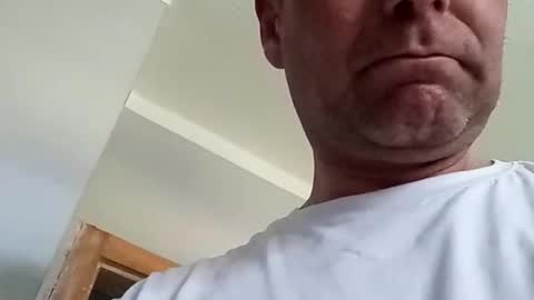 Snapshot of vibernd20cm chatting on March 5, 2026, 11:28 am vibernd20cm online show from March 5, 2026, 11:28 am